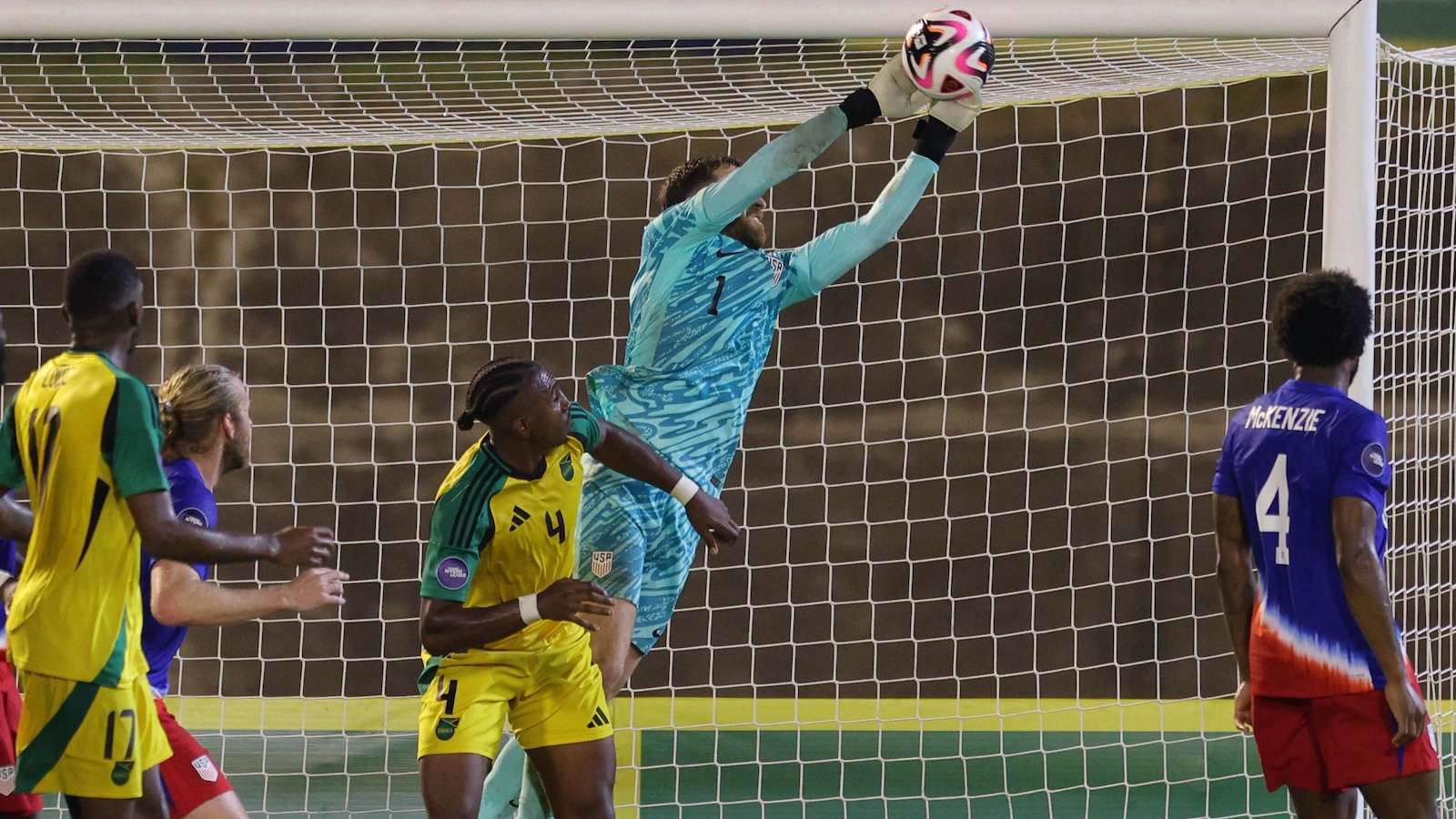 教练组授予 教练组授予